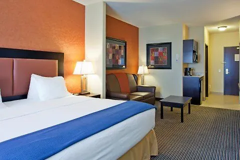 Holiday Inn Express & Suites Ottawa West - Nepean By Ihg קנדה