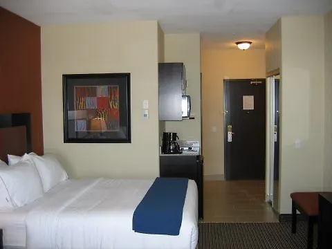 Holiday Inn Express & Suites Ottawa West - Nepean By Ihg