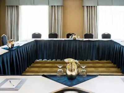 Holiday Inn Express & Suites Ottawa West - Nepean By Ihg