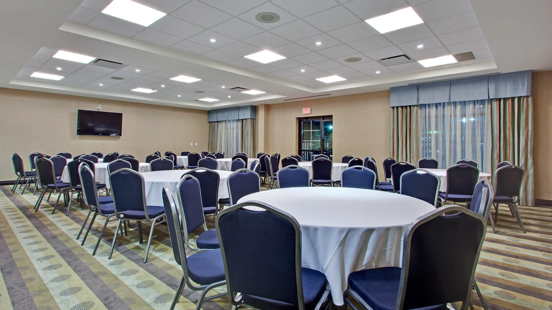 Hotel Holiday Inn Express & Suites Ottawa West - Nepean By Ihg